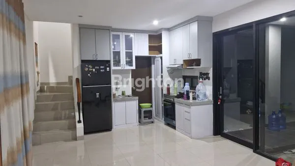 image DIJUAL RUMAH SIAP HUNI TERAWAT.SUMARECON (7)