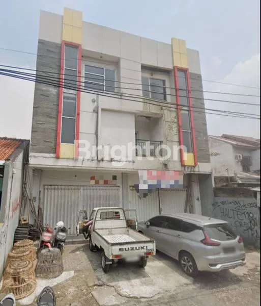 image RUKO 3 LANTAI STRATEGIS MANAHAN KOTA SOLO (1)