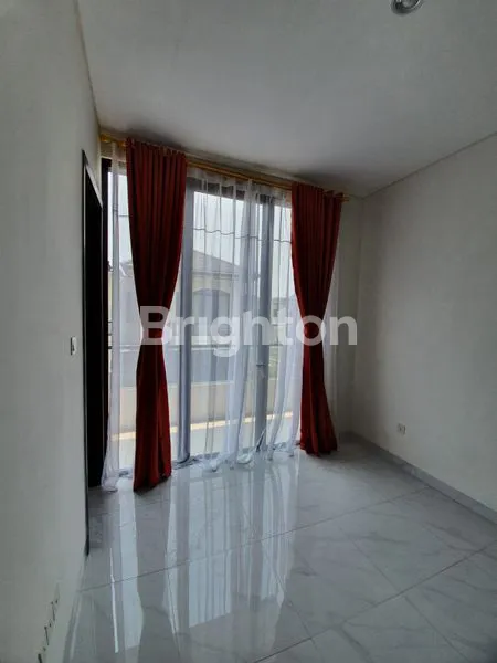 image DISEWAKAN RUMAH 2LANTAI SEMI FURNISH  (4)