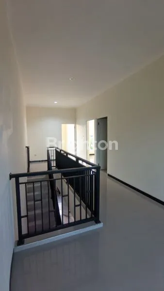 image RUMAH DE JAVA INSIDE KUWUKAN LOKASI STRATEGIS  (6)