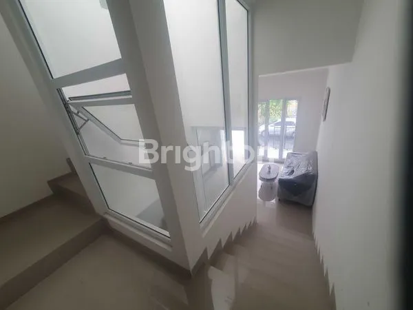 image NEW RUMAH BARU GADING GRIYA LESTARI, 2KM KELAPA GADING (4)