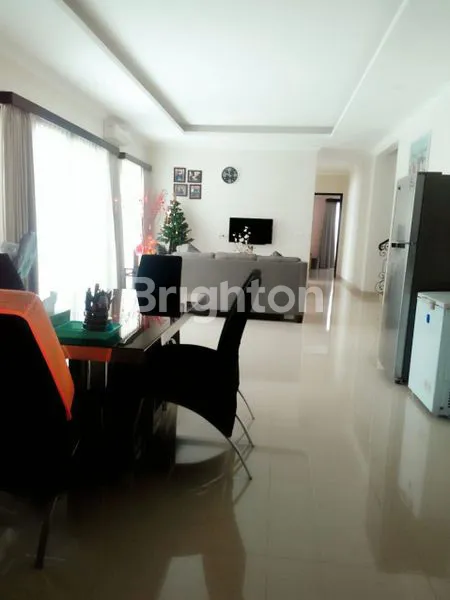 image HUNIAN EKSKLUSIF 500M² FULL FURNISHED DI PURI GADING JIMBARAN (7)