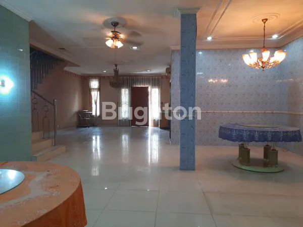 image RUMAH MEWAH 2 LANTAI DI CITRA GARDEN 2 EXT, SHM, SIAP HUNI (2)