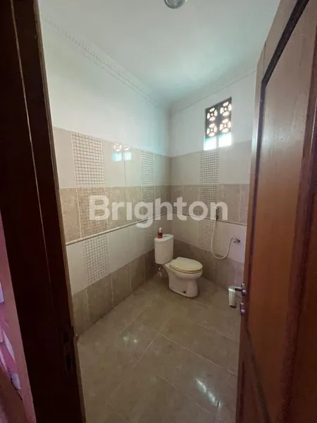 image KANTOR TERAWAT EX TRAVEL TAPOS DEPOK (6)