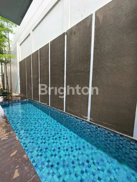 image HUNIAN MEWAH 3 LANTAI DENGAN LIFT & POOL DI HERON AGRETTA (6)