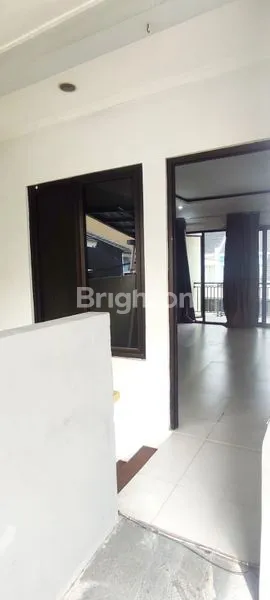 image DIJUAL CEPAT RUMAH CANTIK KENCANA HILLS SERPONG (7)