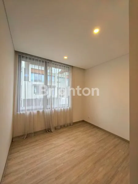 image RUMAH BARU HERON AGRETTA - TANGERANG (8)