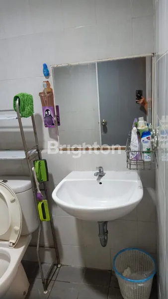 image APARTMENT STUDIO GUNAWANGSA LOKASI STRATEGIS TEPI JALAN UTAMA MERR (3)