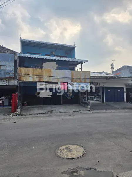 image RUKO 3 LANTAI SUDAH SHM LOKASI STRATEGIS DI RAYA MANUKAN LOR SURABAYA BARAT (1)