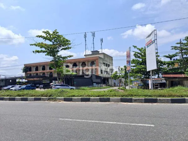 image RUKO PREMIUM 2 PINTU, 3.5 LANTAI DI JALAN STRATEGIS PEKANBARU (1)