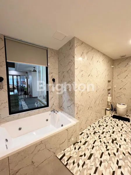 image HUNIAN EKSKLUSIF 960M² DENGAN KOLAM RENANG DI VETERAN JAKARTA SELATAN (6)