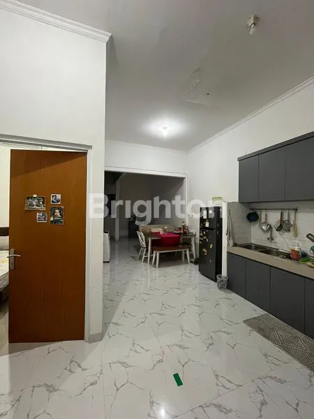 image HUNIAN CANTIK SEMI FURNISHED DI VILLA RIZKI ILHAMI 2 DEKAT MCD SAWANGAN (4)