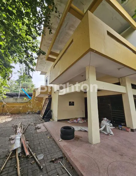 image RUMAH USAHA HOOK DI PUSAT KOTA SURABAYA JL CITANDUI (2)