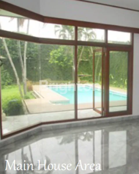 image HIDUP NYAMAN DI CIPETE: RUMAH MEWAH DENGAN KOLAM RENANG BEBAS BANJIR!  (1)