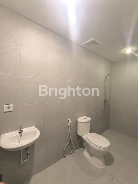 image RUMAH 2 LANTAI BARU GRESS DI SUKODONO (6)