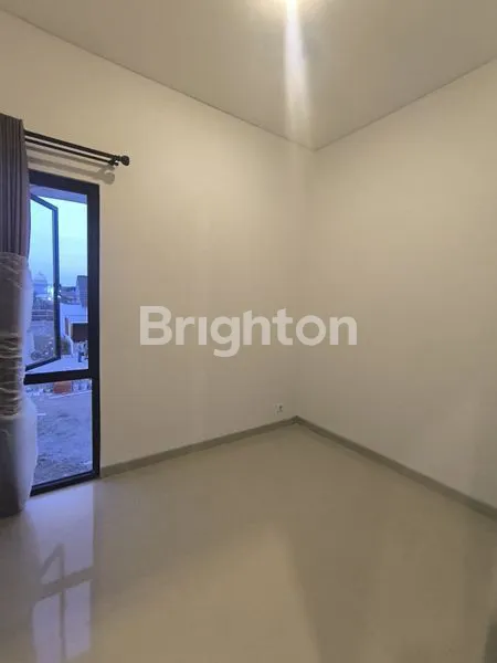 image RUMAH 2 LANTAI BARU GRESS DI SUKODONO (7)