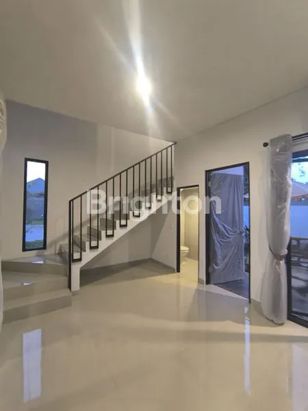 image RUMAH 2 LANTAI BARU GRESS DI SUKODONO (3)