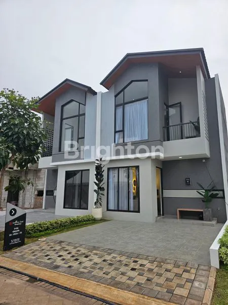 image JUAL CEPAT RUMAH FULL FURNISHED SERPONG JAYA | DEKAT UNPAM, PARADISE, AEON BSD, STASIUN KRL RAWA BUNTU, PINTU TOL, PUSDIKLAT, LOKA, TERAS KOTA, LATINOS, PUSPITEK, TEKNO, SINAR MAS, DLL (1)
