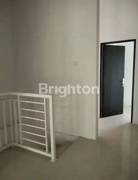 image RUMAH BATU GRESS KERTOMENANGGAL GAYUNGAN  (6)