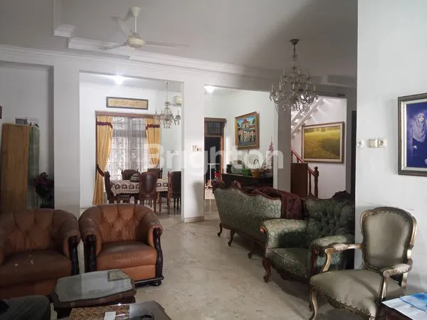 image RUMAH DEKAT MIROTA GODEAN (2)