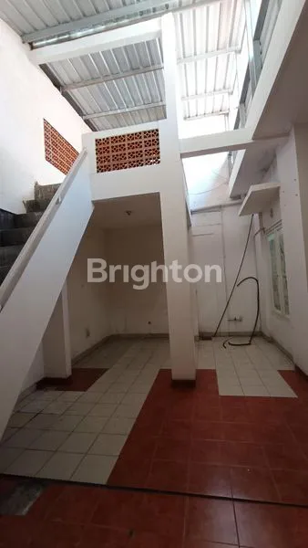 image RUMAH SIAP HUNI KT 2 + 1 DI PURIMAS MEPET UPN MERR SURABAYA  (7)