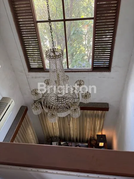 image HUNIAN MEWAH KAWASAN EKSKLUSIF DI SURABAYA BARAT (2)