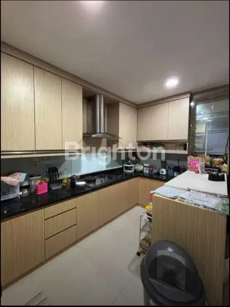 image RUMAH  3 LANTAI SIAP HUNI DI TAMAN PALEM LESTARI. (4)