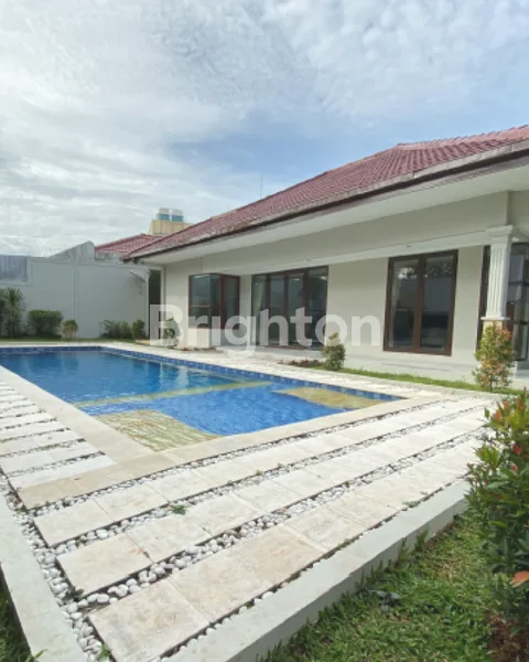 image HUNIAN YANG TENANG DI PERUMAHAN CIPETE KAV 1 (8)