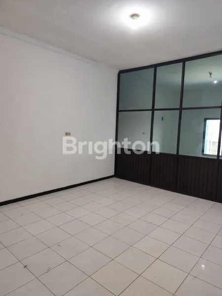 image RUKO KENJERAN LEBAK PAKUWON CITY SURABAYA COCOK BUAT SEGALA USAHA (2)