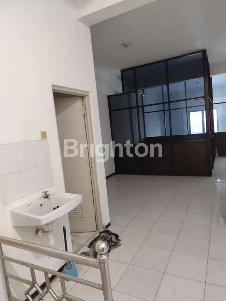 image RUKO KENJERAN LEBAK PAKUWON CITY SURABAYA COCOK BUAT SEGALA USAHA (5)