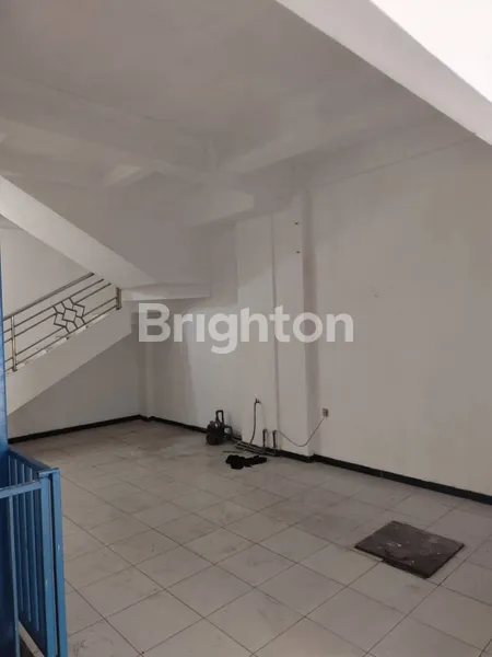 image RUKO KENJERAN LEBAK PAKUWON CITY SURABAYA COCOK BUAT SEGALA USAHA (6)