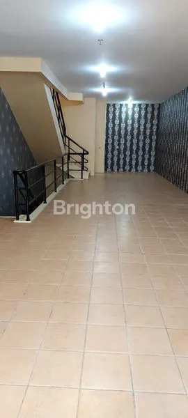 image RUKO STRATEGIS 3 LANTAI METROPOLIS TOWN SQUARE MODERNLAND (6)