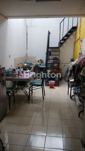 image RUMAH ASRI 2 + 1 KT DI TAMAN PARAHYANGAN LIPPO KARAWACI (2)