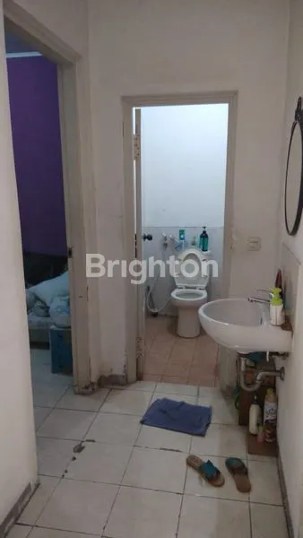 image RUMAH ASRI 2 + 1 KT DI TAMAN PARAHYANGAN LIPPO KARAWACI (4)