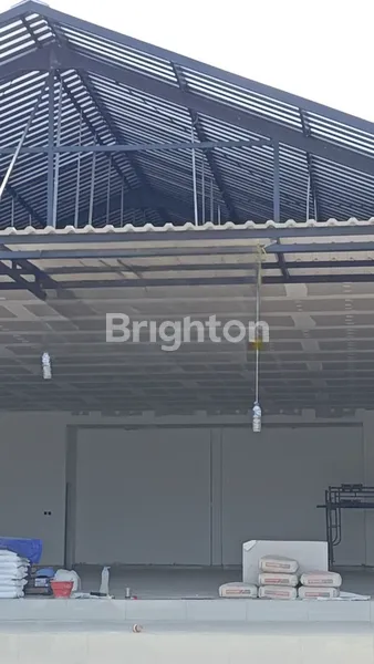 image DISEWAKAN GUDANG STRATEGIS DI JL. DEWI SRI, LEGIAN (2)