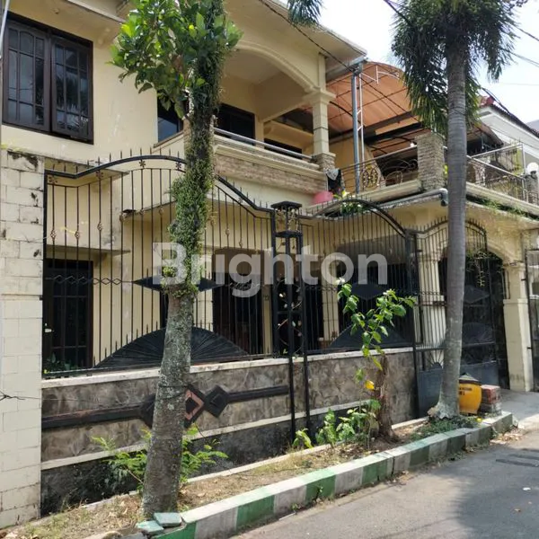 image RUMAH MEWAH 2 LANTAI 5+1 KT DI JATIMULYO (1)