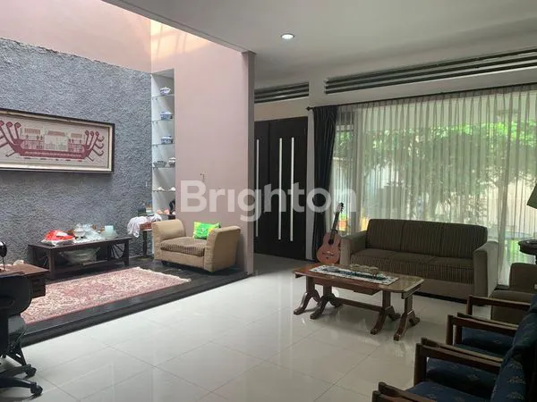 image RUMAH ELITE 3KT 3KM DI CILANDAK, DEKAT KEMANG & TB SIMATUPANG (2)