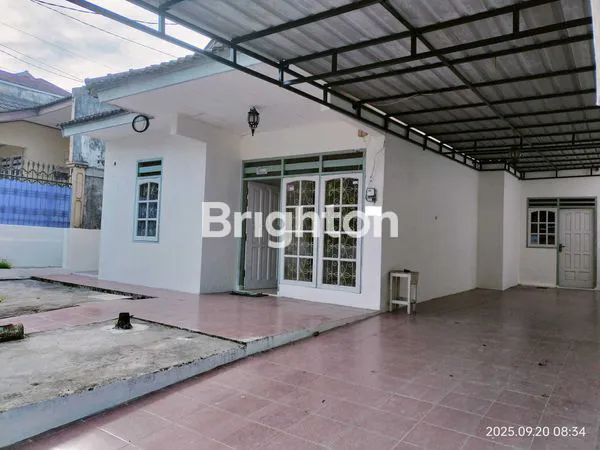 image RUMAH BESAR BANGUN REKSA BERSIH SIAP HUNI (1)