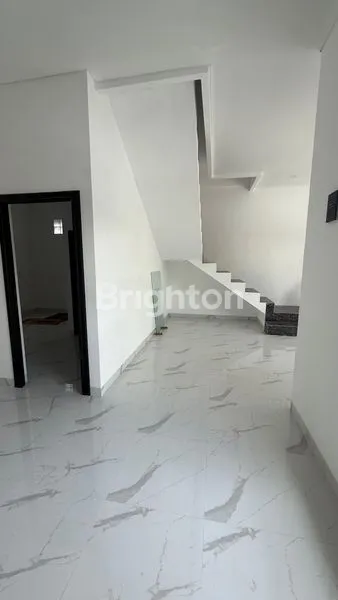 image RUMAH BARU MINIMALIS PREMIUM SETIABUDI REGENCY NUANSA VILLA DENGAN VIEW ASRI (8)