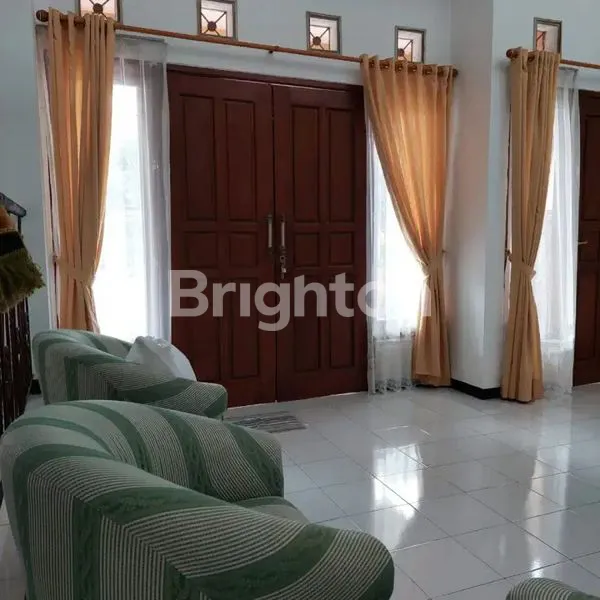 image RUMAH BABATAN PILANG FULL RENOVASI (3)