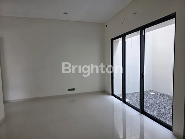image RUMAH MODERN 3KT SIAP HUNI DI SUVARNA SUTERA CLUSTER BASANTA (5)