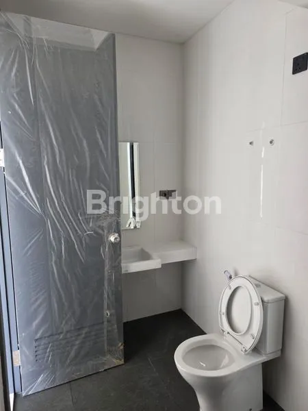 image RUMAH MODERN 3KT SIAP HUNI DI SUVARNA SUTERA CLUSTER BASANTA (7)