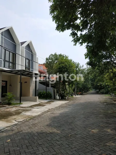 image RUMAH HOOK SIAP HUNI DI KAWASAN RUNGKUT ASRI, LOKASI TENANG & STRATEGIS (1)