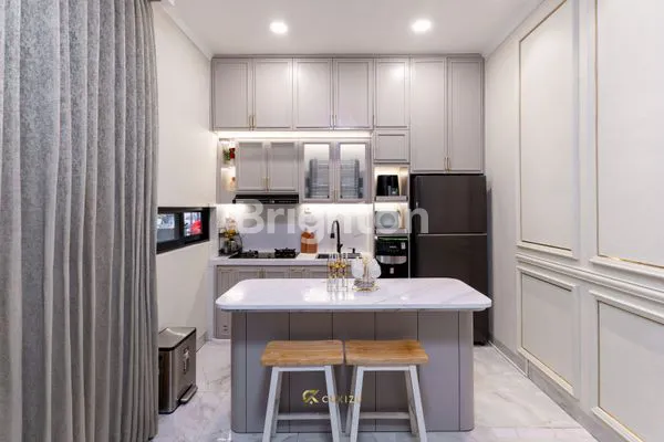 image DIJUAL RUMAH MEWAH DAN ELEGAN DI PONDOK AREN TANGERANG SELATAN (7)