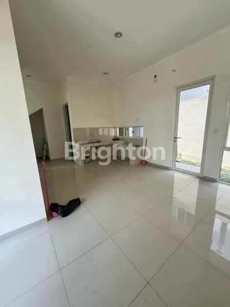 image DIJUAL RUMAH CLUSTER CATRIONA SUVARNA SUTERA  (2)