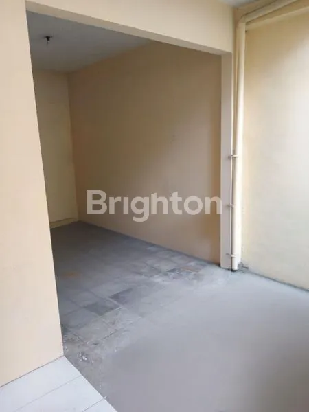 image RUMAH 2 LANTAI STRATEGIS DI PENUMPING SOLO, LT 174M² (6)