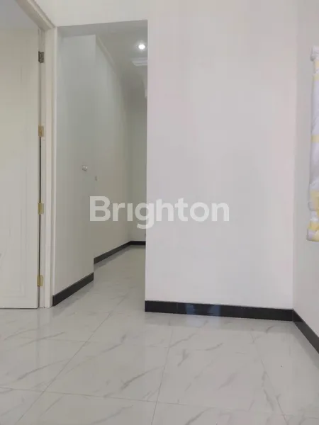 image TERMURAH RUMAH MEWAH SIAP HUNI SELANGKAH DARI RAYA MULYOSARI SURABAYA (5)