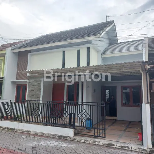 image RUMAH DI SOLO BARU DEKAT THE PARK MALL (1)