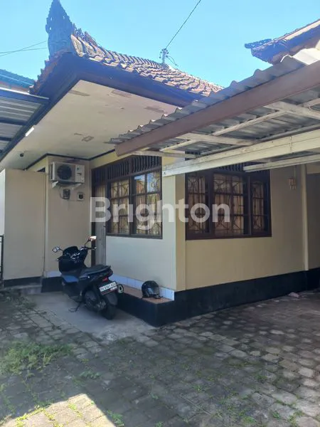 image RUMAH LETAK STRATEGIS LINGKUNGAN  PERUMAHAN COCOK UNTUK PERKANTORAN (3)