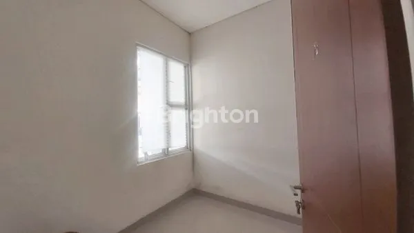 image RUMAH RUMAH MINIMALIS MODERN DI LOKASI STRATEGIS CIPUTAT! (5)